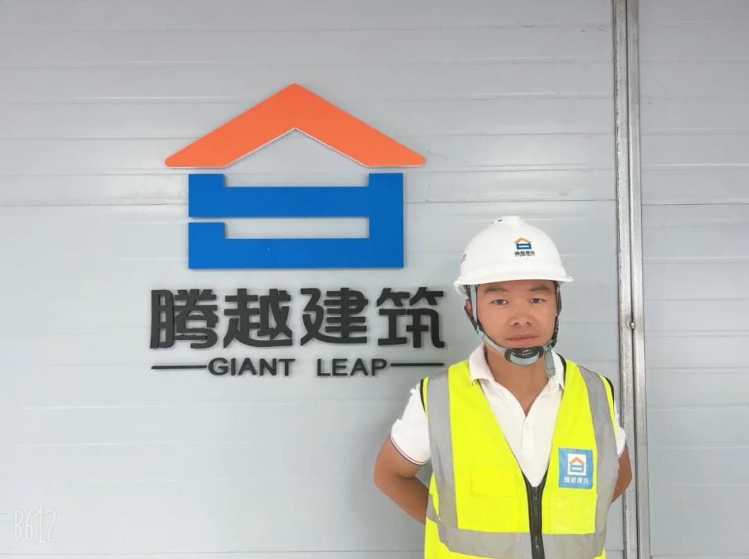 先鋒人物|相伴12年，從“人民衛(wèi)士”到“騰越鐵軍”